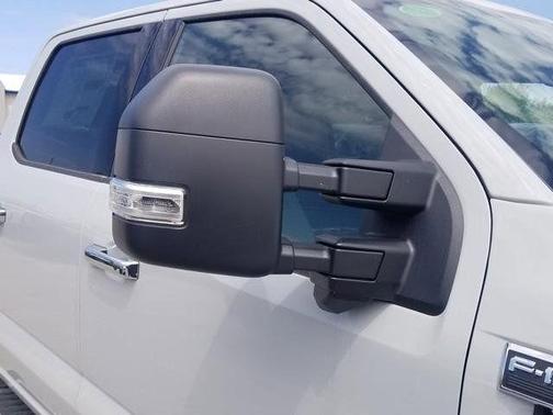 Avalanche 2026 Ford F-150 XLT