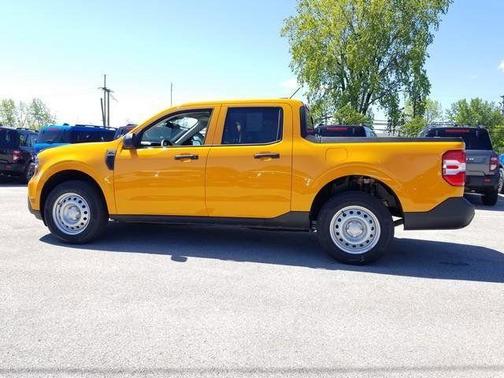 Orange Fury 2026 Ford Maverick XL