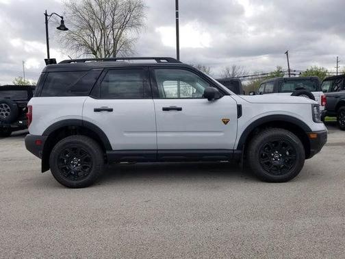 Space White Metallic 2026 Ford Bronco Sport Badlands