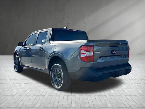 Carbonized Gray Metallic 2025 Ford Maverick XLT