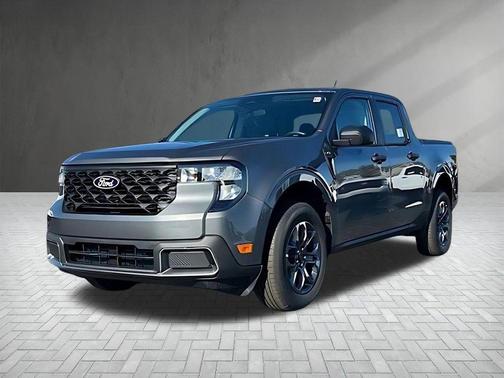 Carbonized Gray Metallic 2025 Ford Maverick XLT
