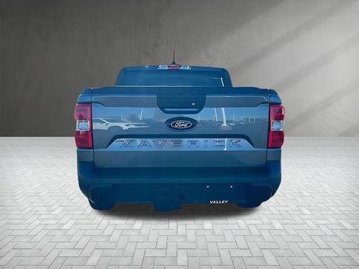 Carbonized Gray Metallic 2025 Ford Maverick XLT