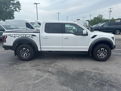 Oxford White 2018 Ford F-150 Raptor