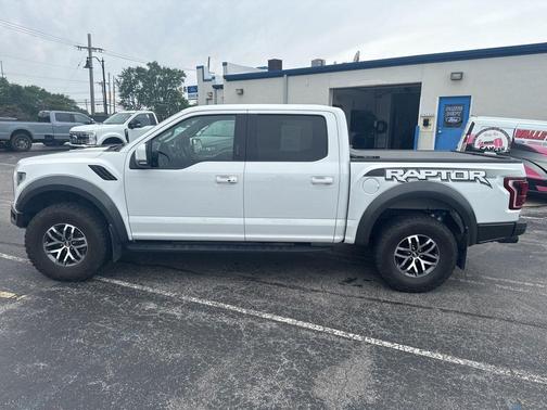 Oxford White 2018 Ford F-150 Raptor