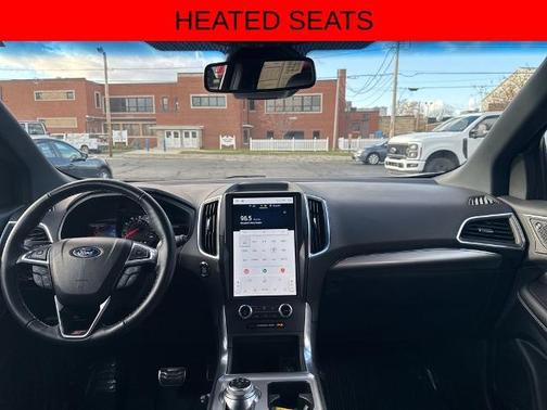 2022 Ford Edge ST