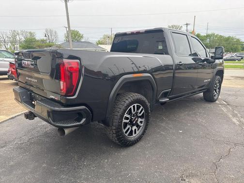 Ebony Twilight Metallic 2023 GMC Sierra 2500 AT4