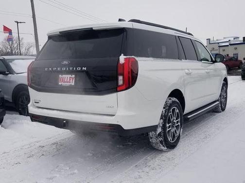 Star White 2026 Ford Expedition Max Active