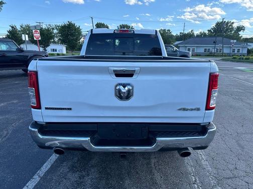 Bright White Clearcoat 2020 RAM 1500 Big Horn