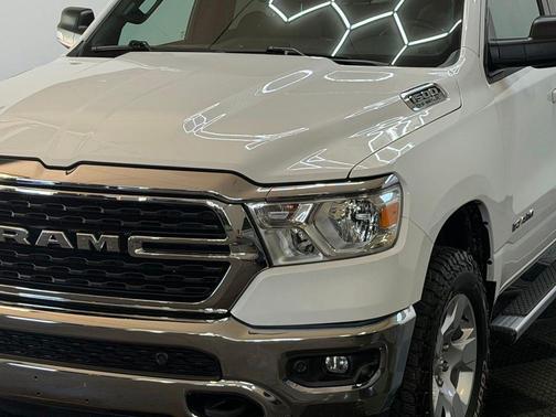 Bright White Clearcoat 2022 RAM 1500 Big Horn