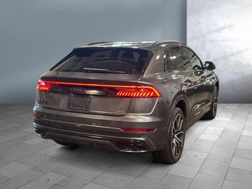 2023 Audi Q8 55 Premium Plus