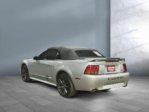 2001 Ford Mustang SVT Cobra