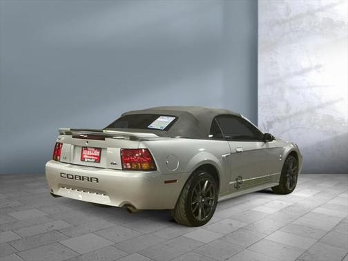 2001 Ford Mustang SVT Cobra