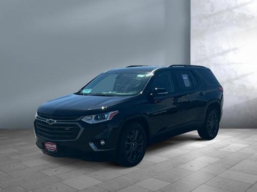 Mosaic Black Metallic 2019 Chevrolet Traverse RS