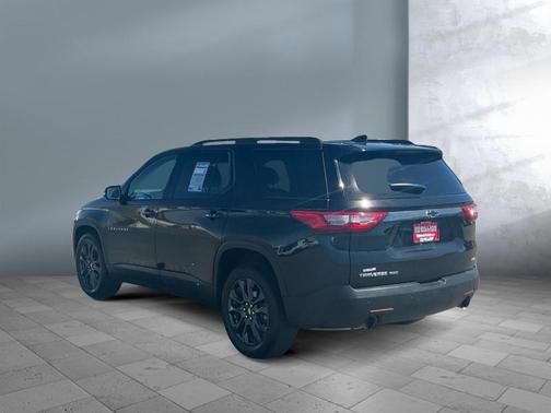 Mosaic Black Metallic 2019 Chevrolet Traverse RS