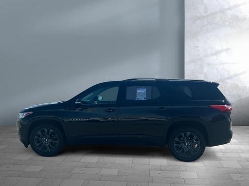 Mosaic Black Metallic 2019 Chevrolet Traverse RS