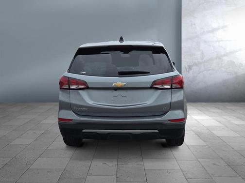 Sterling Gray Metallic 2024 Chevrolet Equinox 1LT