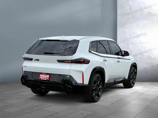 2024 BMW XM 