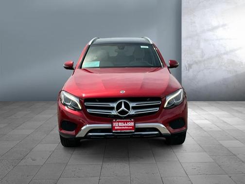 designo Cardinal Red Metallic 2018 Mercedes-Benz GLC 300 4MATIC