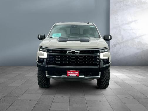 White Sands 2026 Chevrolet Silverado 1500 ZR2