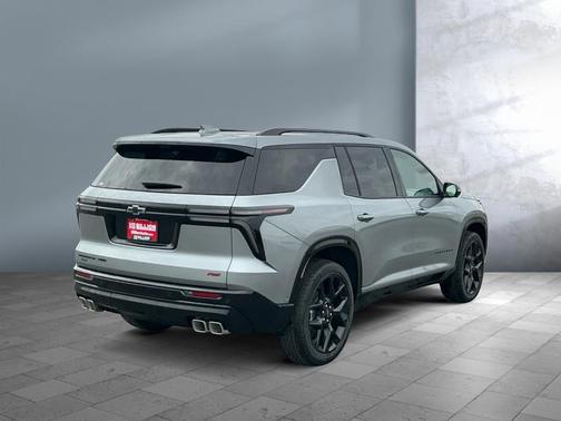 Sterling Gray Metallic 2026 Chevrolet Traverse RS