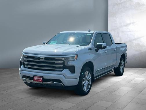 Polar White Tricoat 2026 Chevrolet Silverado 1500 High Country