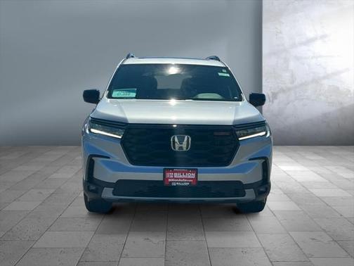 2023 Honda Pilot AWD TrailSport