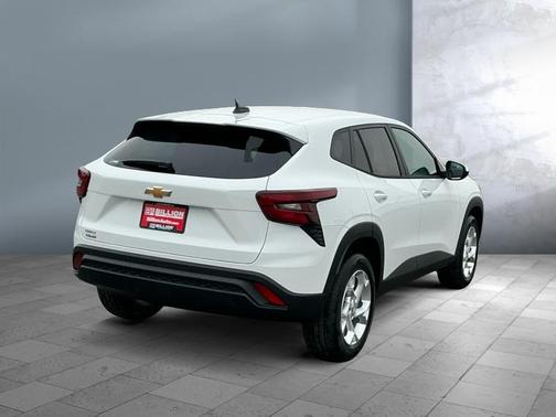 Summit White 2026 Chevrolet Trax LS