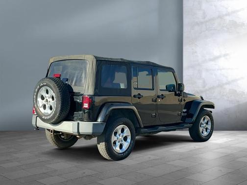 2013 Jeep Wrangler Unlimited Sahara