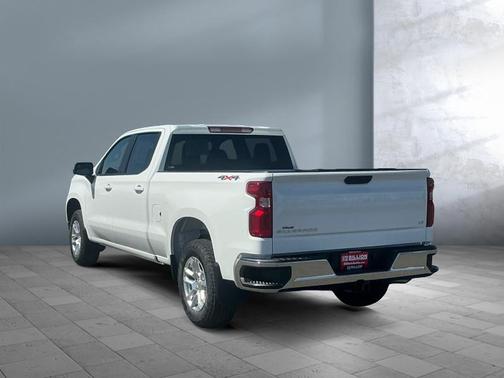 Summit White 2026 Chevrolet Silverado 1500 LT
