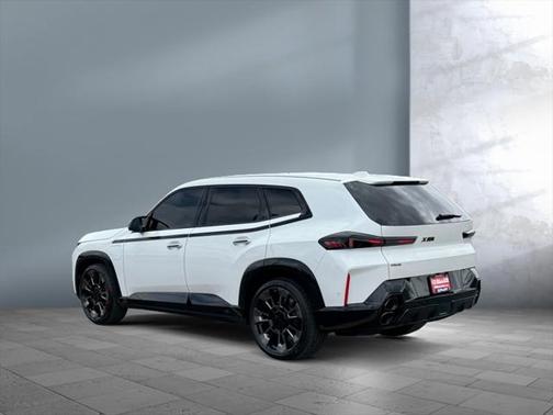 2024 BMW XM Base (A8)
