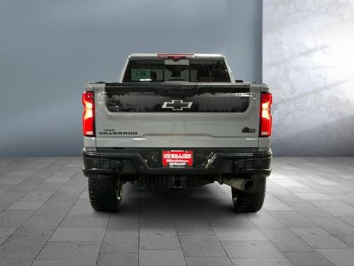 2024 Chevrolet Silverado 2500 4WD Crew Cab Standard Bed ZR2