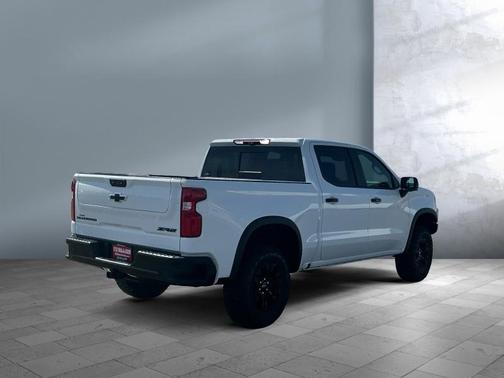 Summit White 2026 Chevrolet Silverado 1500 ZR2