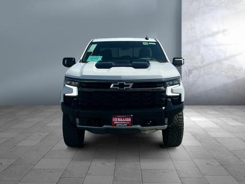 Summit White 2026 Chevrolet Silverado 1500 ZR2