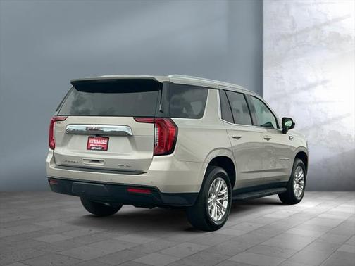 2022 GMC Yukon SLE