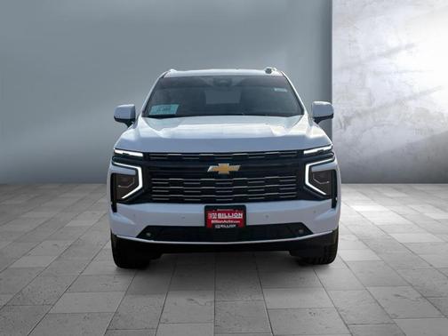 Polar White Tricoat 2026 Chevrolet Suburban High Country, 4WD