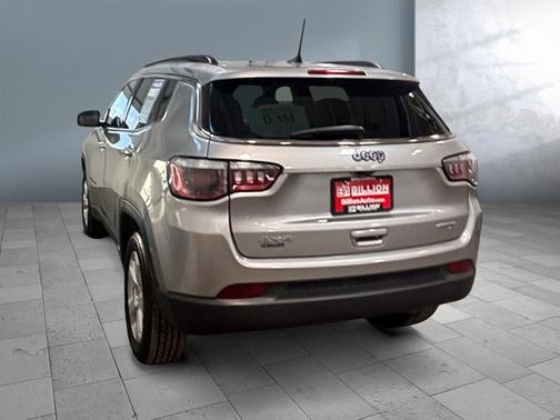 Billet Silver Metallic Clearcoat 2019 Jeep Compass Latitude