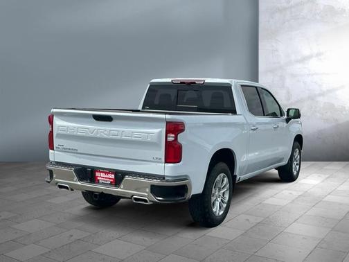 Polar White Tricoat 2026 Chevrolet Silverado 1500 LTZ