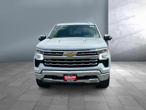 Polar White Tricoat 2026 Chevrolet Silverado 1500 LTZ