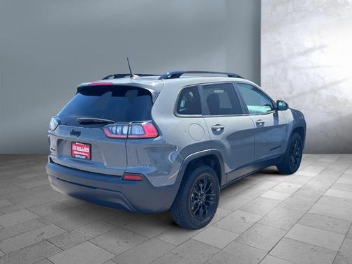 2023 Jeep Cherokee Altitude
