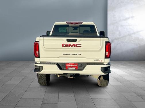 2022 GMC Sierra 2500 AT4