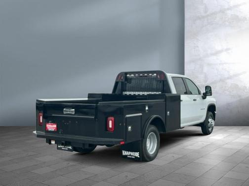Summit White 2026 Chevrolet Silverado 3500 WT