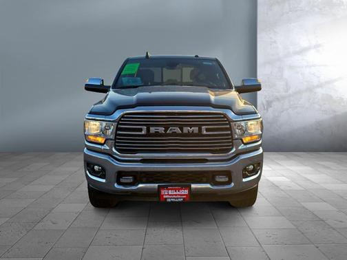 2022 RAM 2500 Big Horn Crew Cab 4x4 6'4' Box