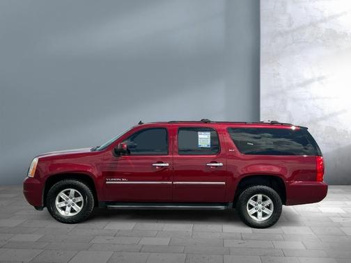 Red Jewel Tintcoat 2011 GMC Yukon XL 1500 SLT