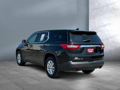2021 Chevrolet Traverse LS