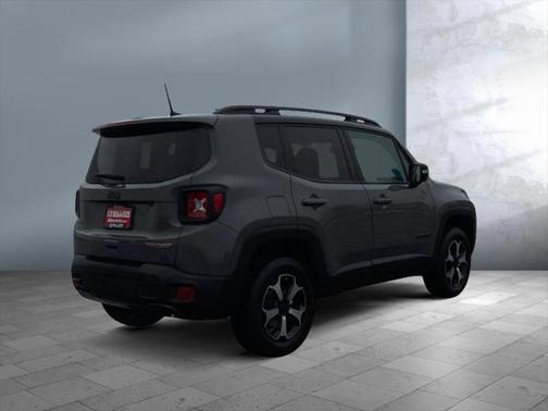 2022 Jeep Renegade Trailhawk