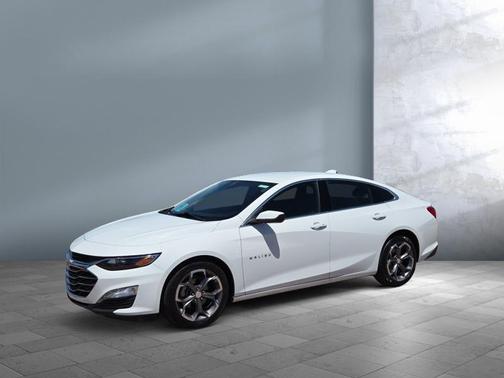 Summit White 2024 Chevrolet Malibu FWD 1LT