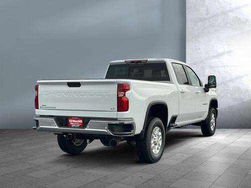 2026 Chevrolet Silverado 3500 LT