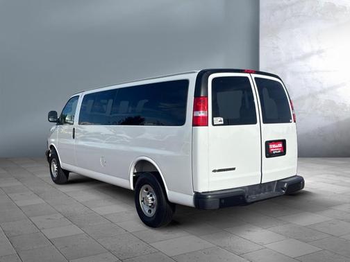 2025 Chevrolet Express 3500 RWD 3500 Extended Wheelbase LS