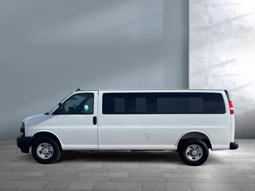 2025 Chevrolet Express 3500 RWD 3500 Extended Wheelbase LS