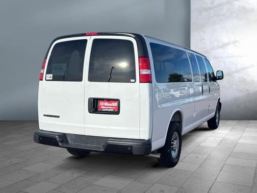 2025 Chevrolet Express 3500 RWD 3500 Extended Wheelbase LS